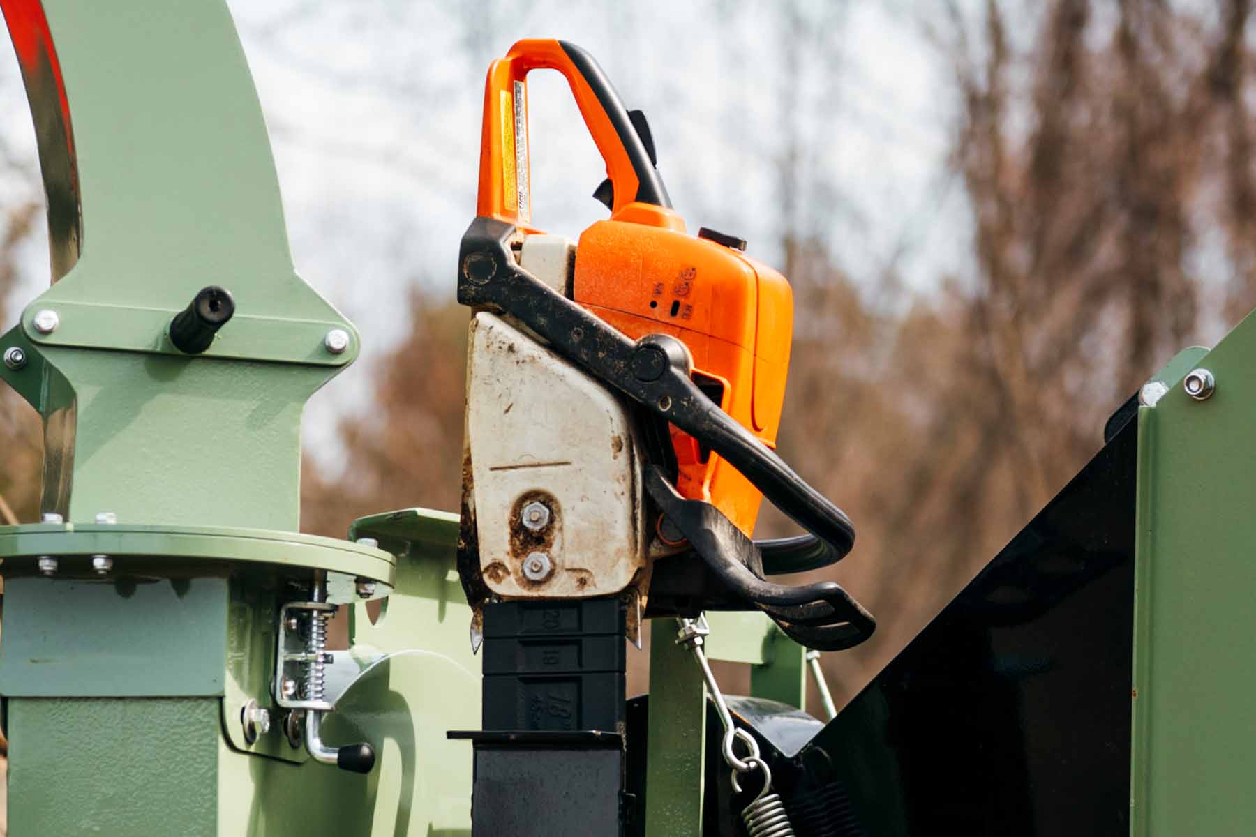 Forestline DH8 8" PTO Wood Chipper with Dual Hydraulic In-feed - Image 10